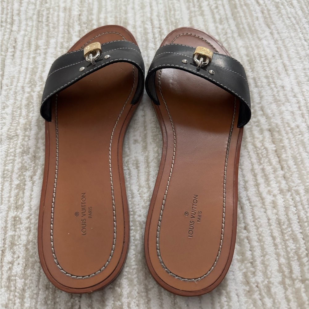 Louis Vuitton Lock It Leather Slides Mules Black size 38 - Picture 5 of 12